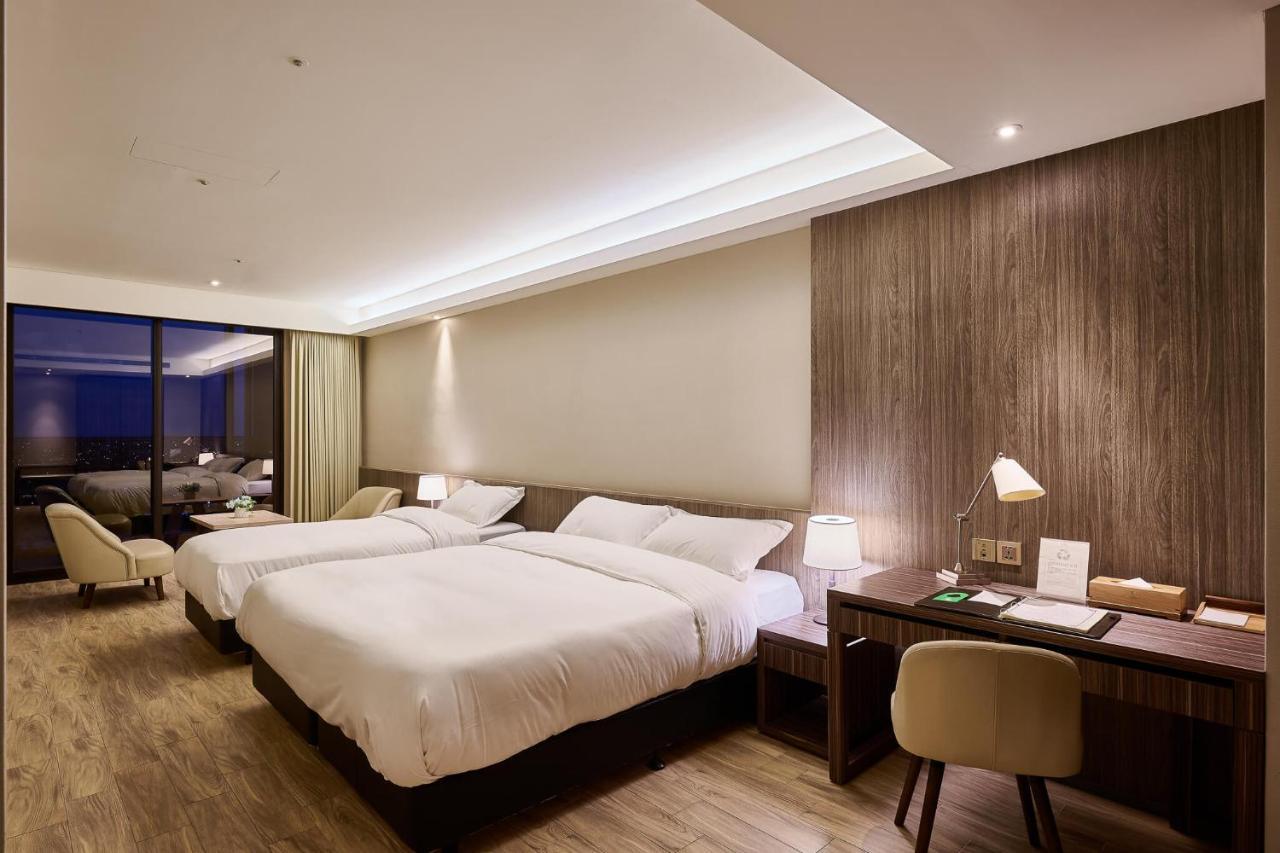 Cuncyue Hot Spring Resort ليودونغ المظهر الخارجي الصورة Deluxe Room